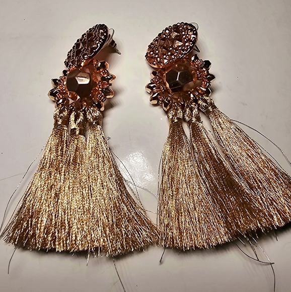 Lightweight long rose gold champagne faceted tassle fringe earrings, luxury - Picture 4 of 8